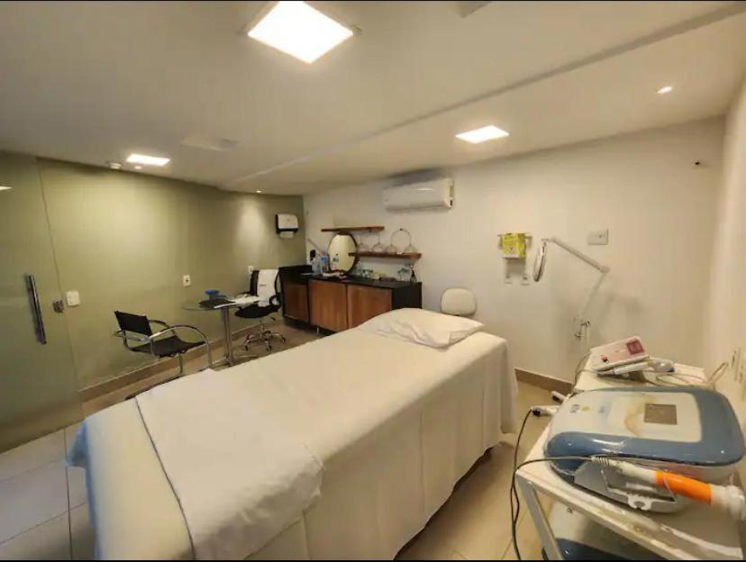 Flat Barra Vista Mar Urbano Posto 4 *